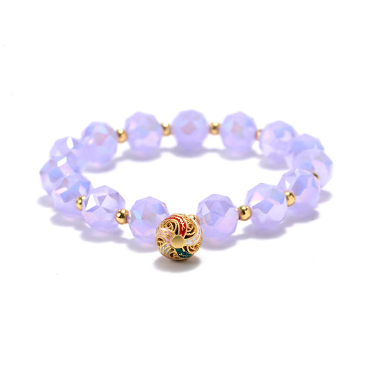 The purple crystal bracelet is like a bright star, exuding a unique and charming charm.
