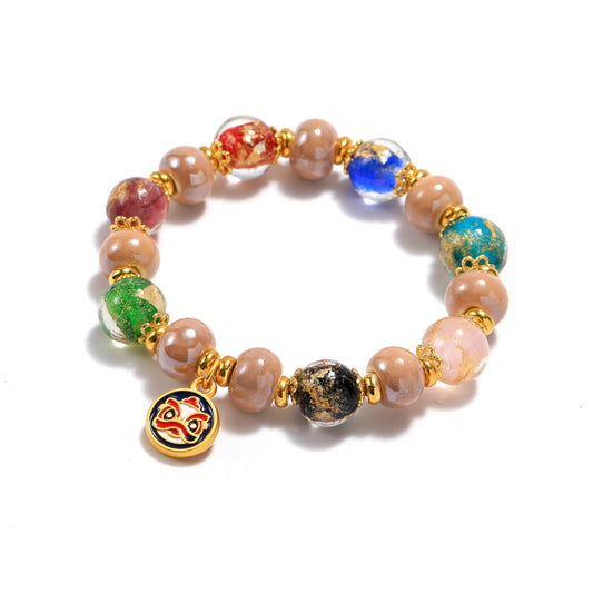 The bracelets paired with ceramic and glass have unique charm and connotation.