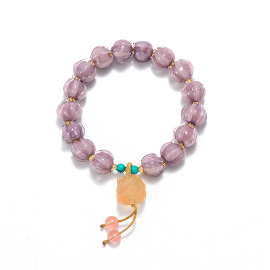 A glazed bracelet that can relieve stress and anxiety