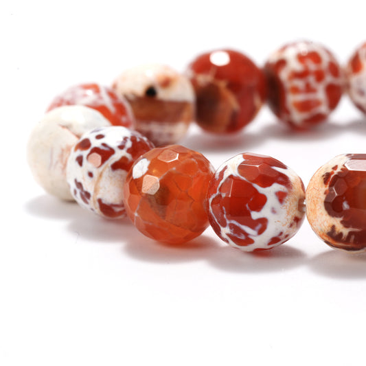 Wearing a volcanic agate bracelet can effectively purify the negative energy around the human body