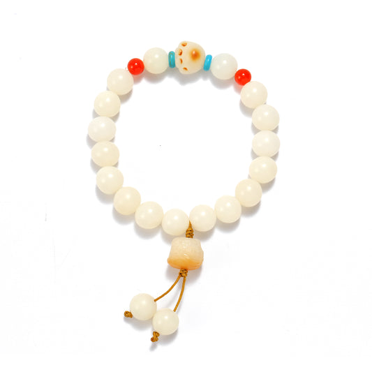 Bodhi bracelets are made of natural Bodhi seeds.