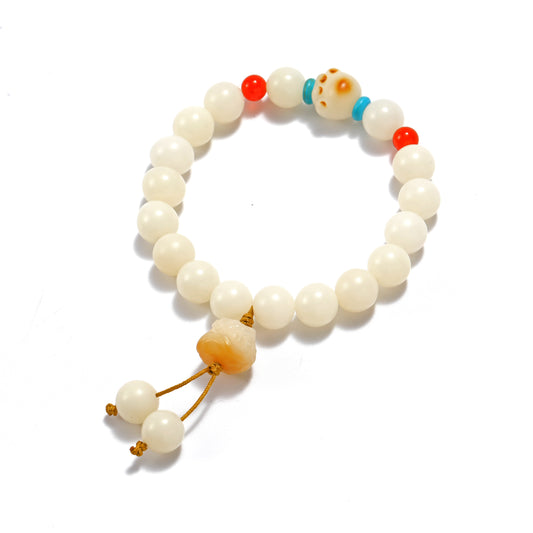 Bodhi bracelets are made of natural Bodhi seeds.