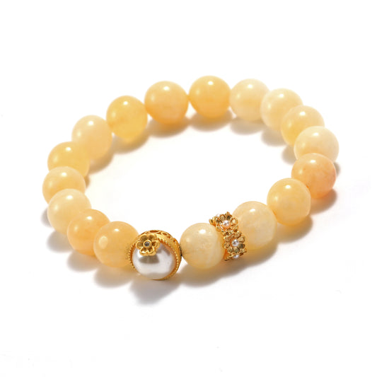 A beautiful and stylish natural yellow agate bracelet