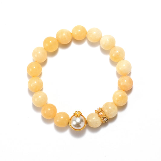 A beautiful and stylish natural yellow agate bracelet